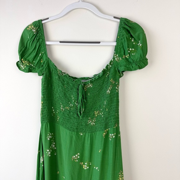 Faithfull the Brand Castillo Green Floral Smocked Midi Dress - Picture 3 of 8